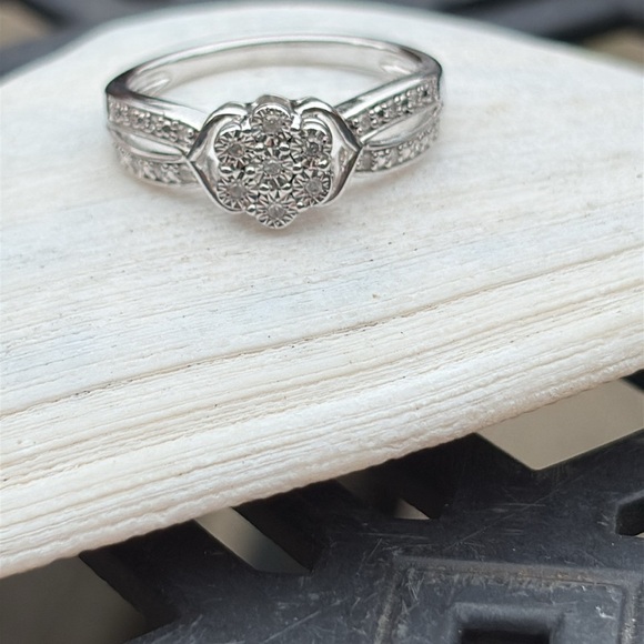 Antique Style Genuine Natural Diamond Floral Cluster Ring Sterling Silver Size 7 - Picture 12 of 12